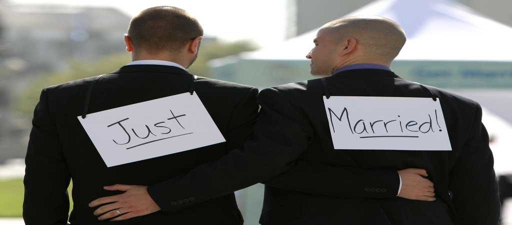 Same-Sex Spouses’ Names to Add to Partner’s Death Certificate